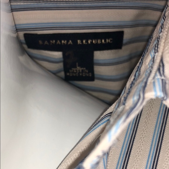 Banana Republic Men’s Striped Button Down Shirt. Make an offer! - Picture 4 of 5